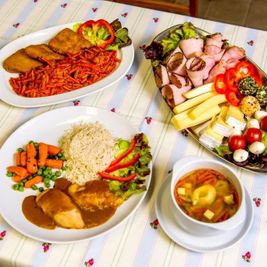 Große Auswahl an herzhaften Suppen und anderen warmen Speisen | Catering-Service in Osnabrück - Kraut & Rüben